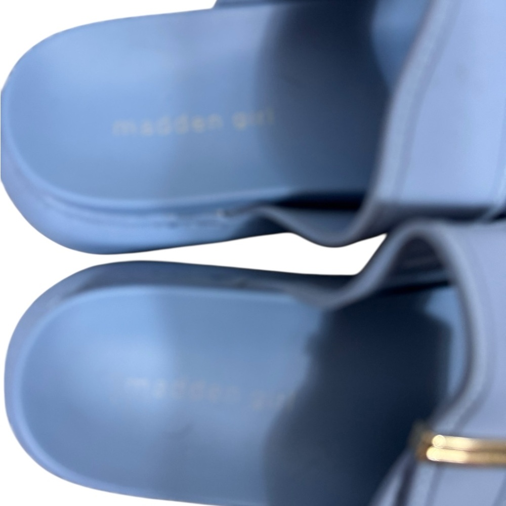 Madden Girl periwinkle Blue Slide Sandals with Gold Accents size 9 - Picture 2 of 10